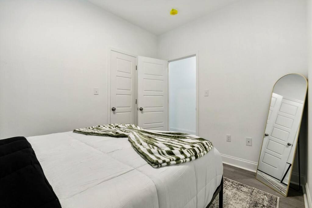 Apartment Grand 10-bedroom Oasis In Nola