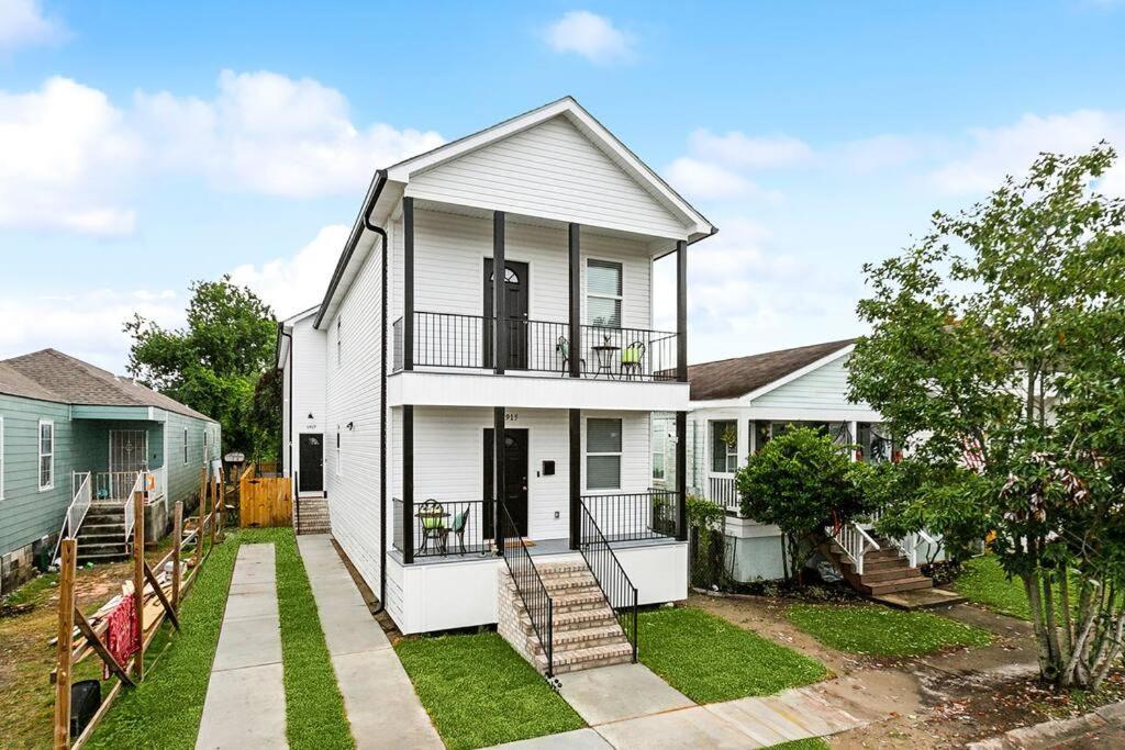 Grand 10-bedroom Oasis In Nola